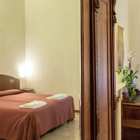 Hotel Casa Santo Nome Di Gesu Florence