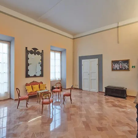 Hotel Casa Santo Nome Di Gesu 3*
