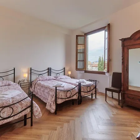 Casa Santo Nome Di Gesu