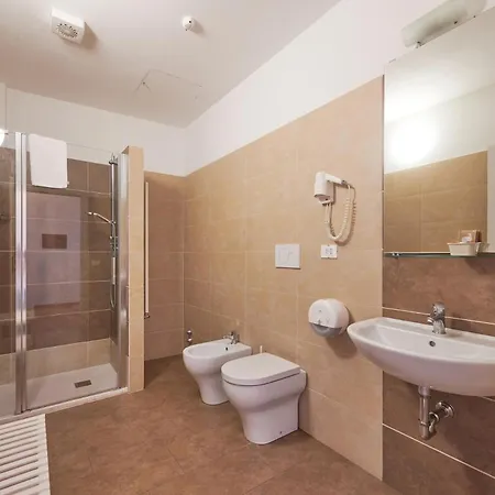 Hotel Casa Santo Nome Di Gesu 3*