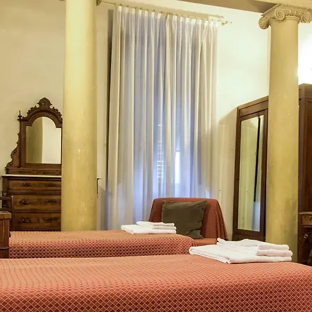 Casa Santo Nome Di Gesu Florence