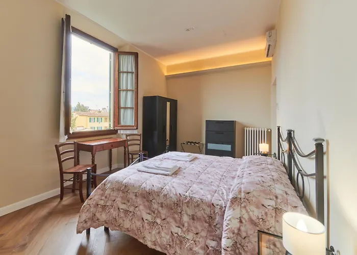 Casa Santo Nome Di Gesu Florence