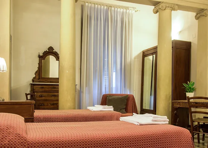 Casa Santo Nome Di Gesu Florence