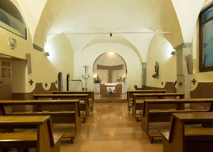 Casa Santo Nome Di Gesu Florence