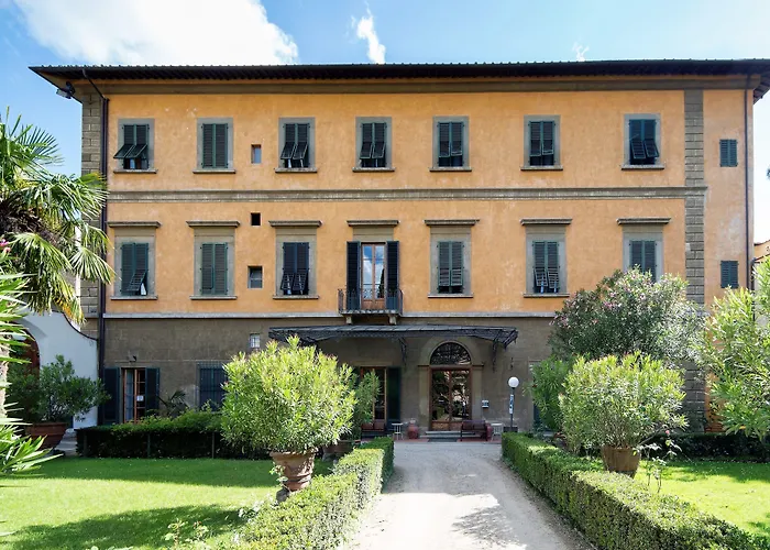 Hotel Casa Santo Nome Di Gesu 3*