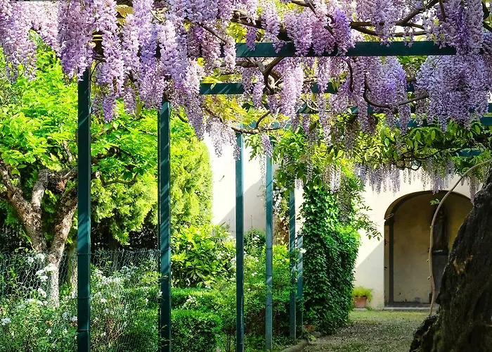Casa Santo Nome Di Gesu Florence